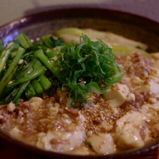 胡麻油香る とろふわ肉豆腐炒め